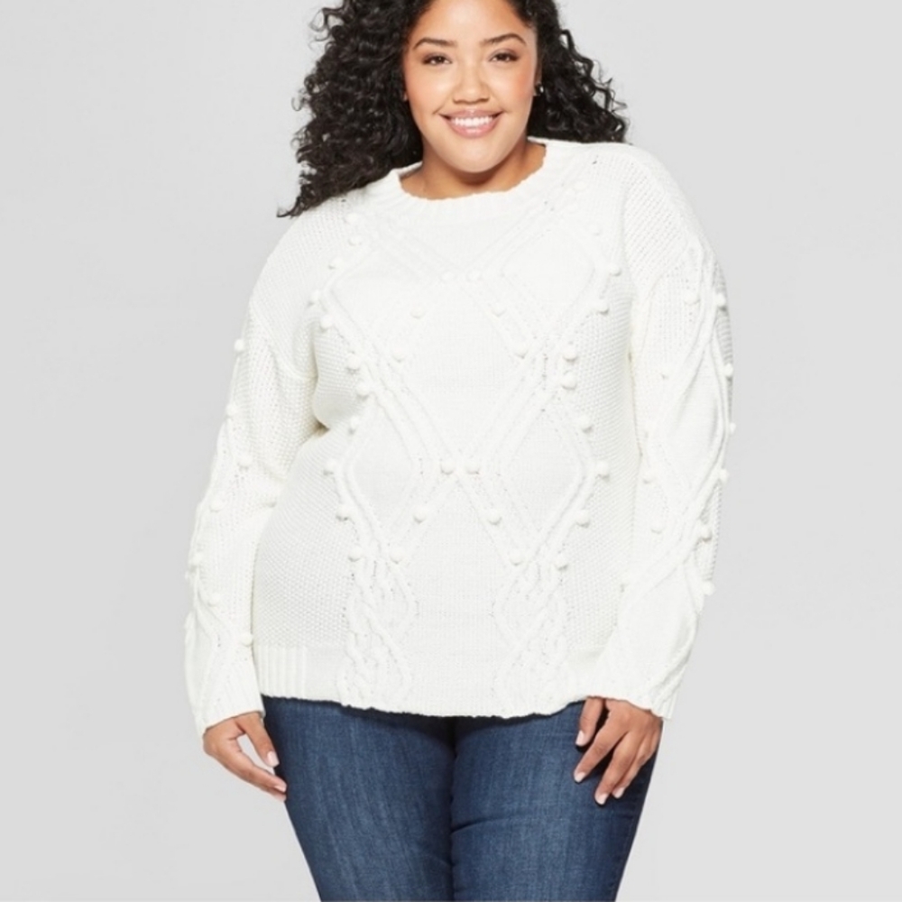 Ava Viv White Sweater Pullover Crew Neck